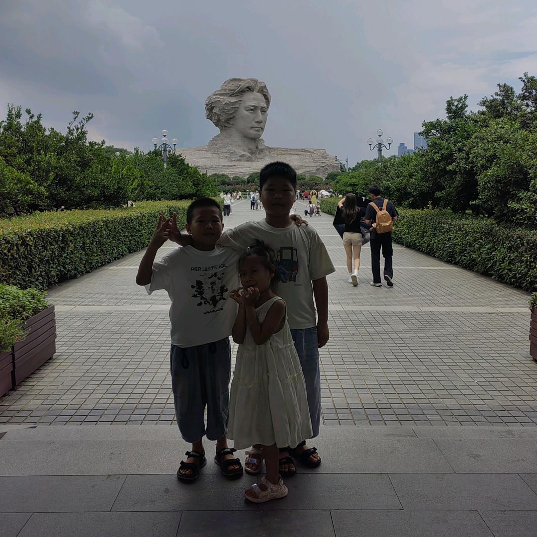 业凯瑶