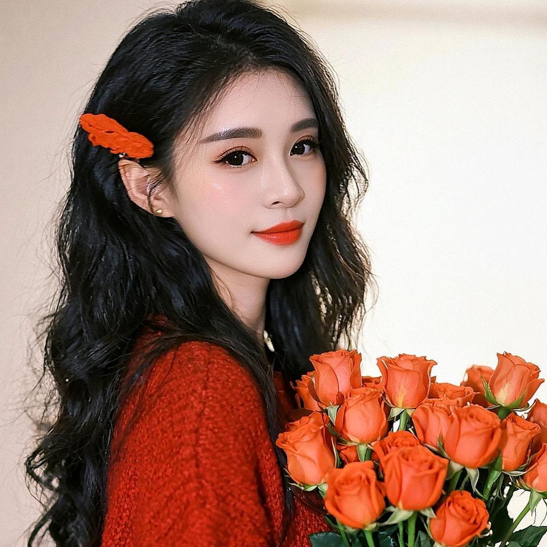 月儿จุ๊บ