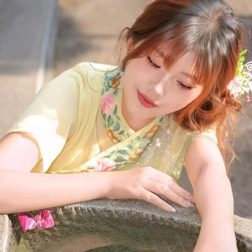 💕爱哭💦的 傻丫头 😘