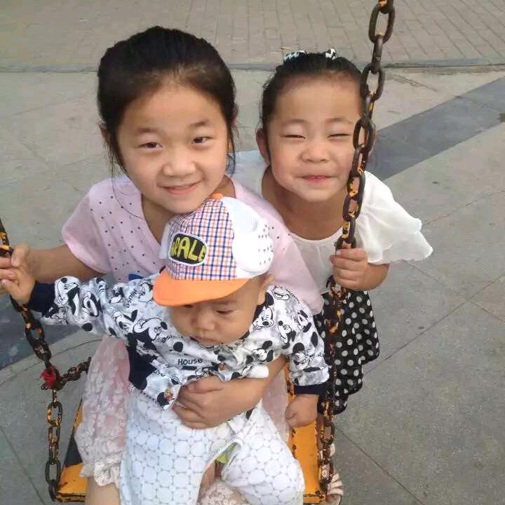 幸福的三宝妈
