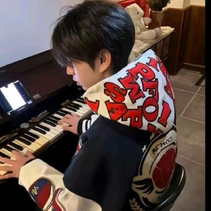 Cj.陳