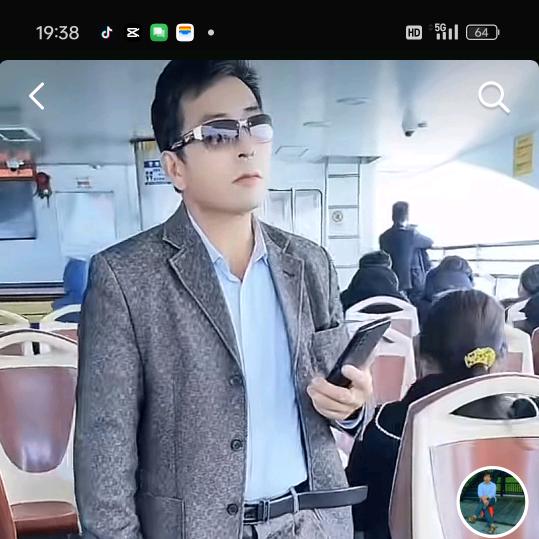 草苗哥