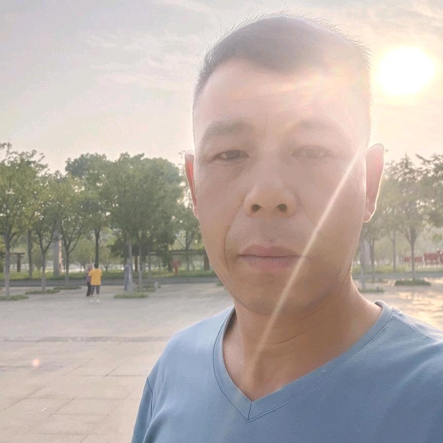 ԅ(¯ㅂ¯ԅ)凯哥ԅ(¯ㅂ¯ԅ)