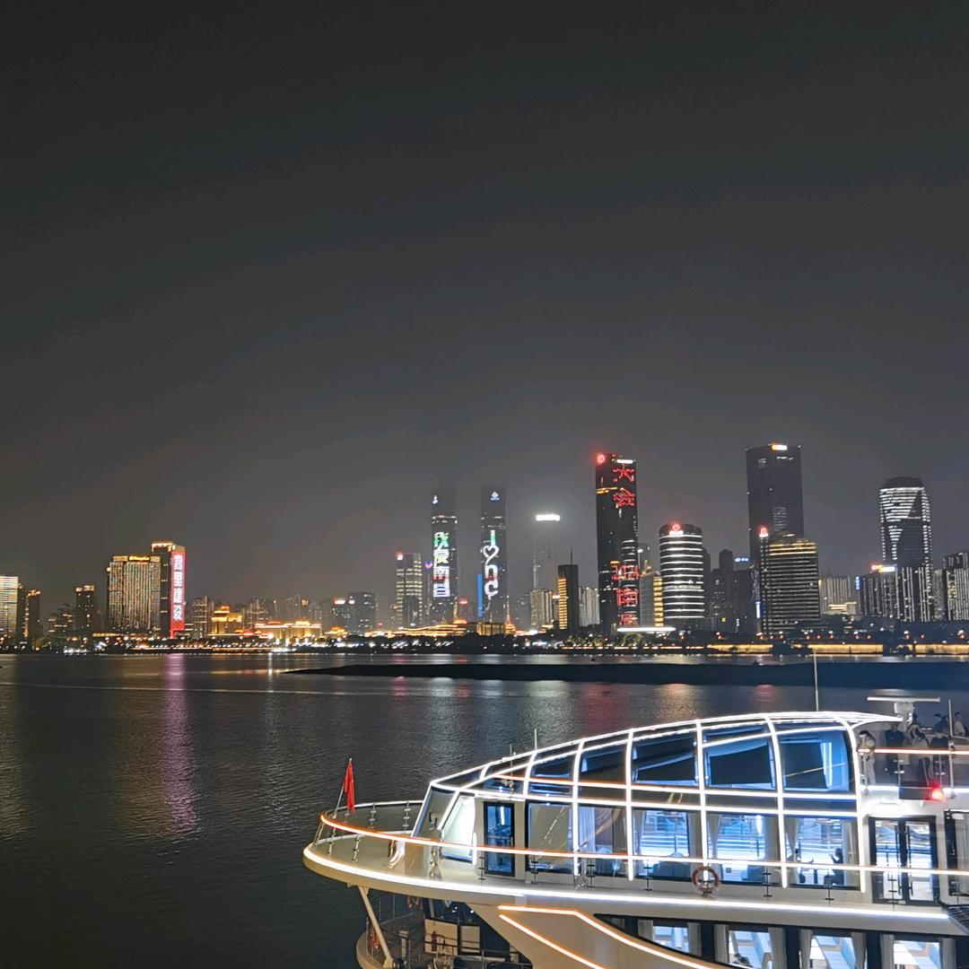 Weirdo.（怪咖)🏧⁶⁵¹