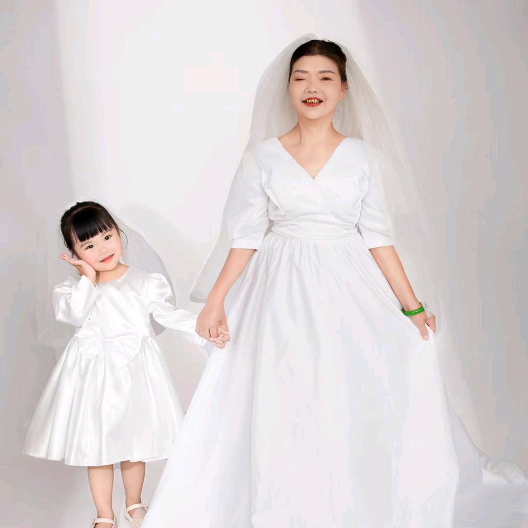 成开心😊