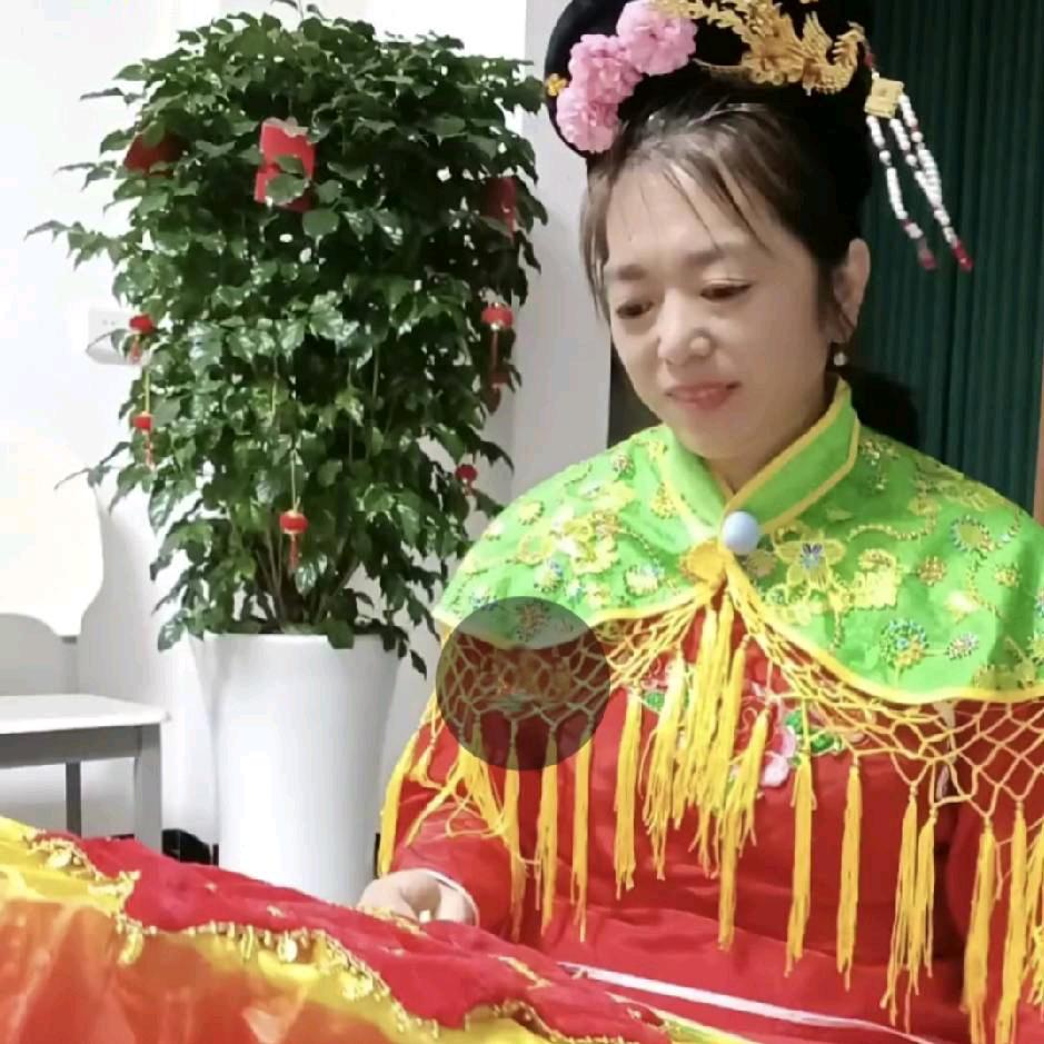 上欧洋鼓，采茶戏如意队易爱珍