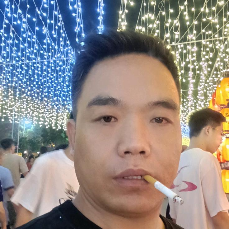 哬志