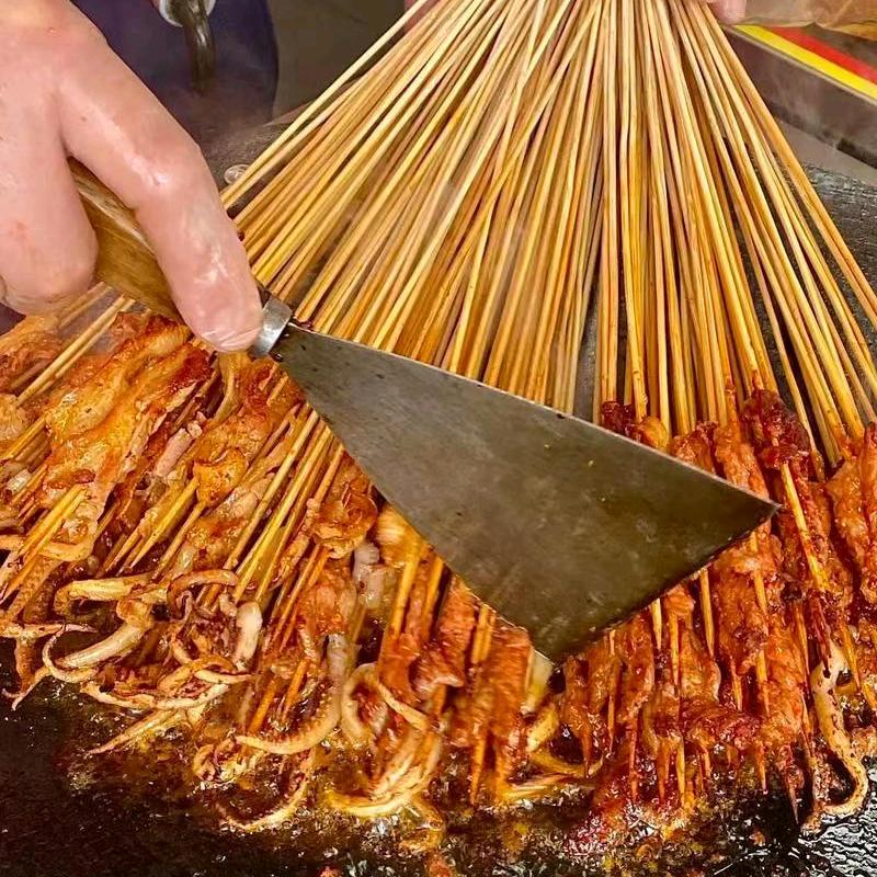 小展哥火爆鱿鱼鸭肠官方号