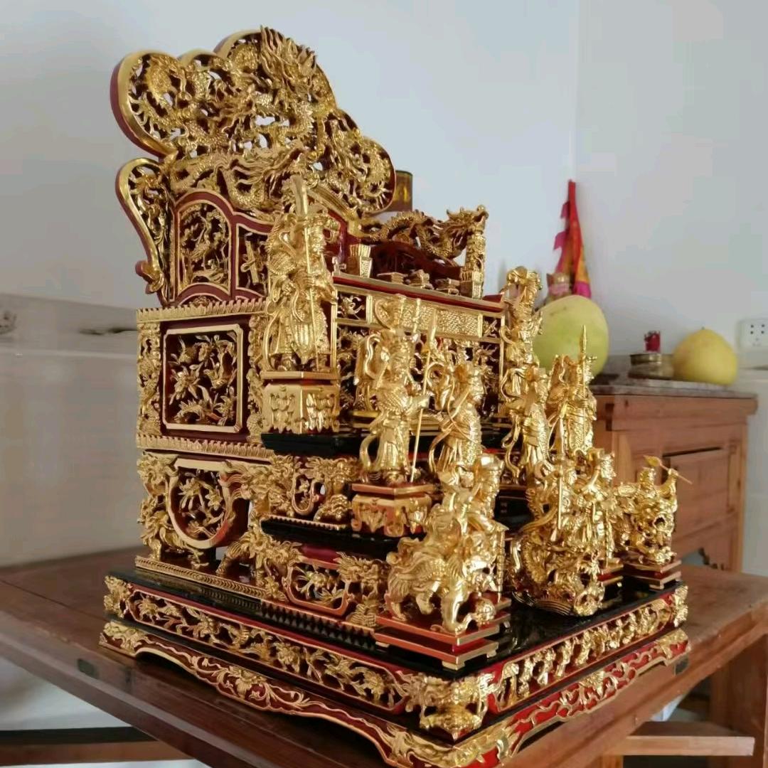 手工木雕木头先生