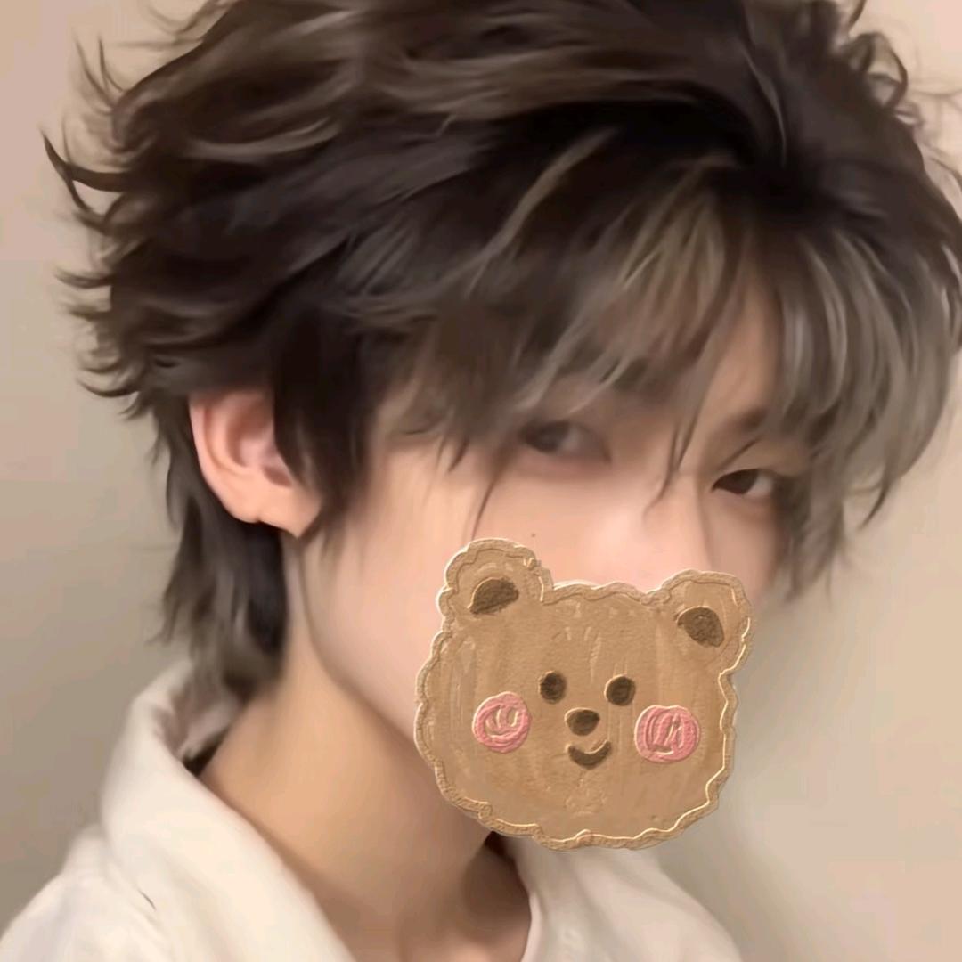 小呀熊一天吃四顿🍖
