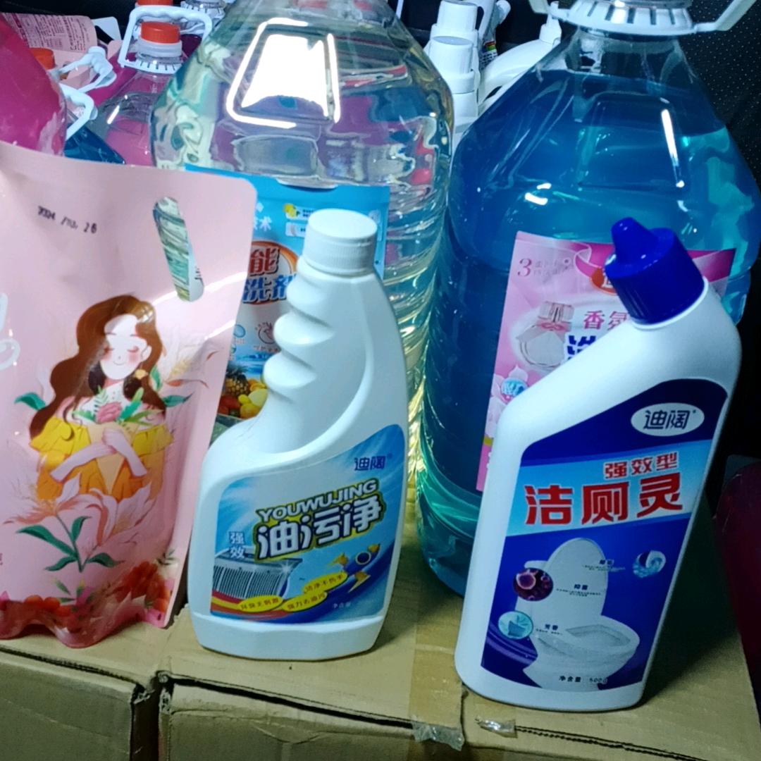 东平二姐洗衣液，高效去油污产品