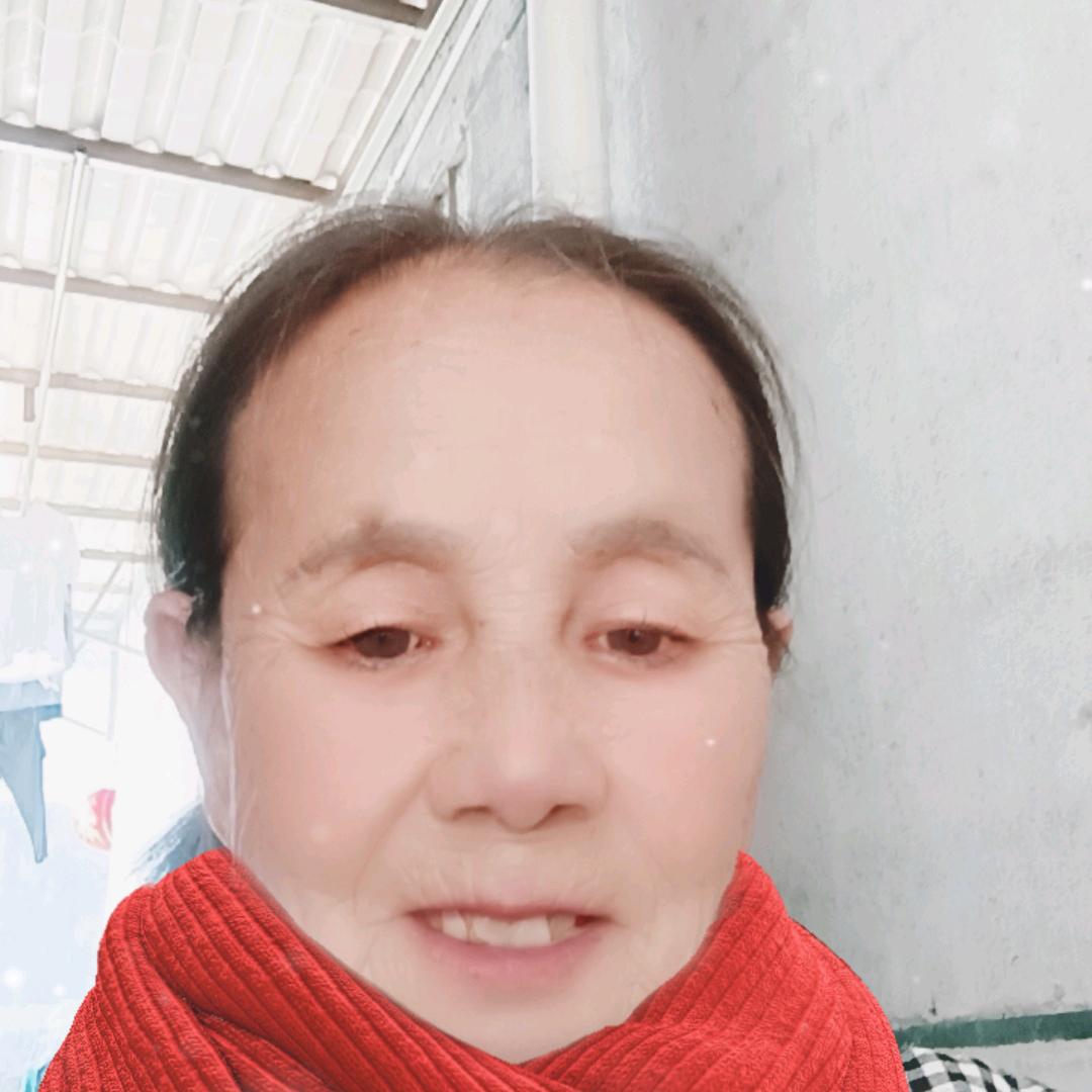 冬天的太阳肩并肩