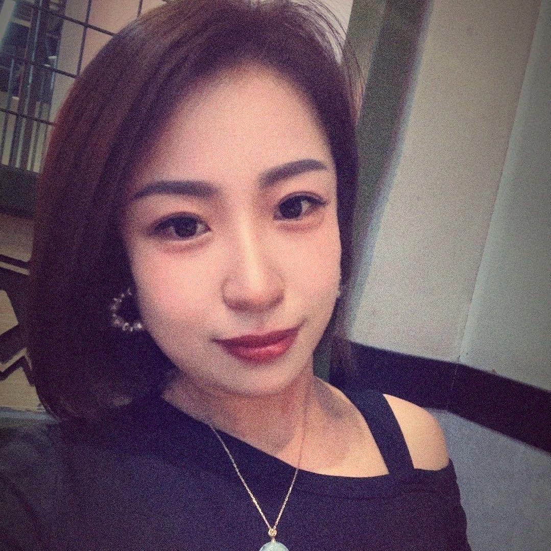 🍒素衣白裙请浅微笑🍒