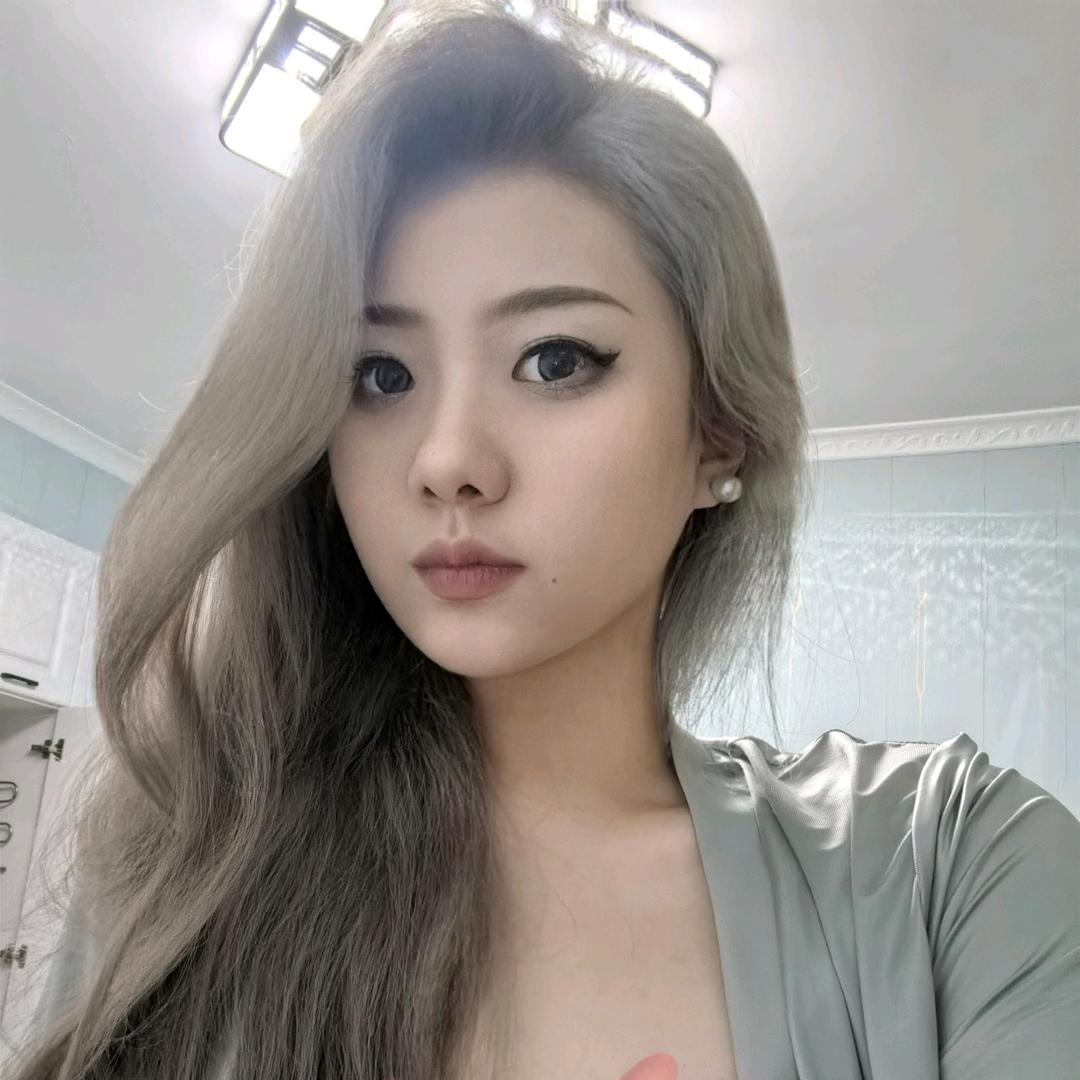 小琳同学.