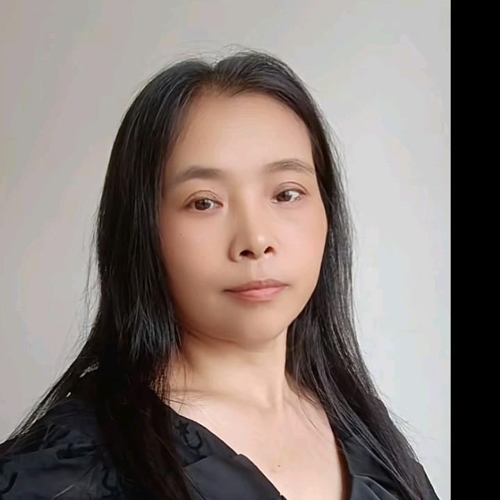 坚强的曾姐姐！没人疼的女汉子