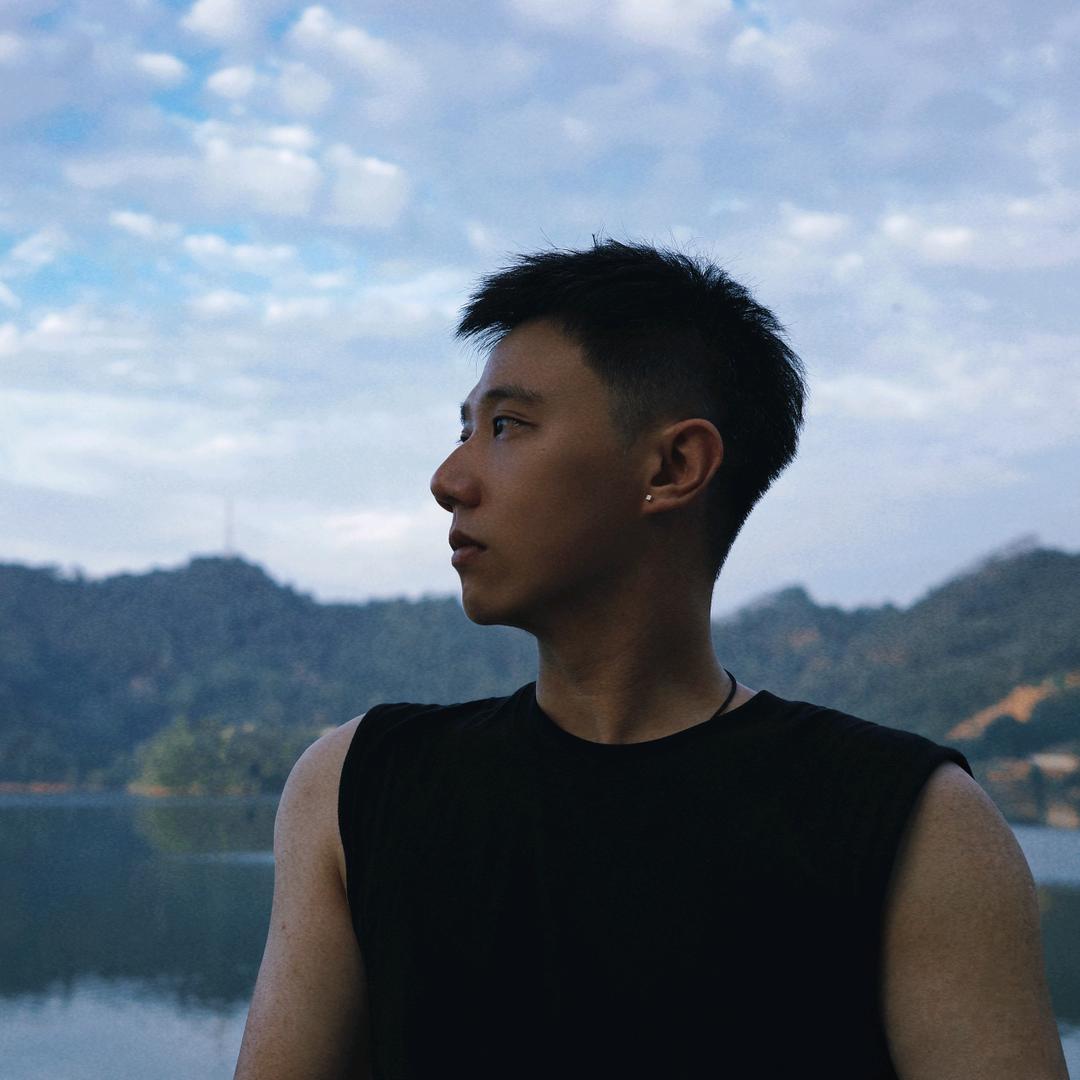 地产摸鱼浩