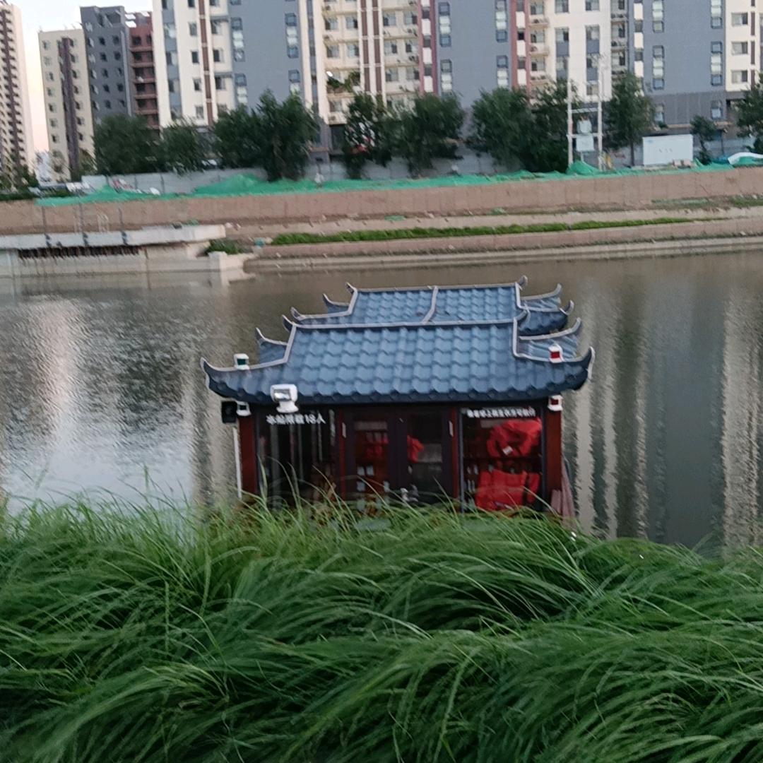 小诺米