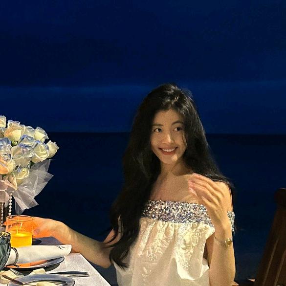 妮蔻•轻奢穿搭