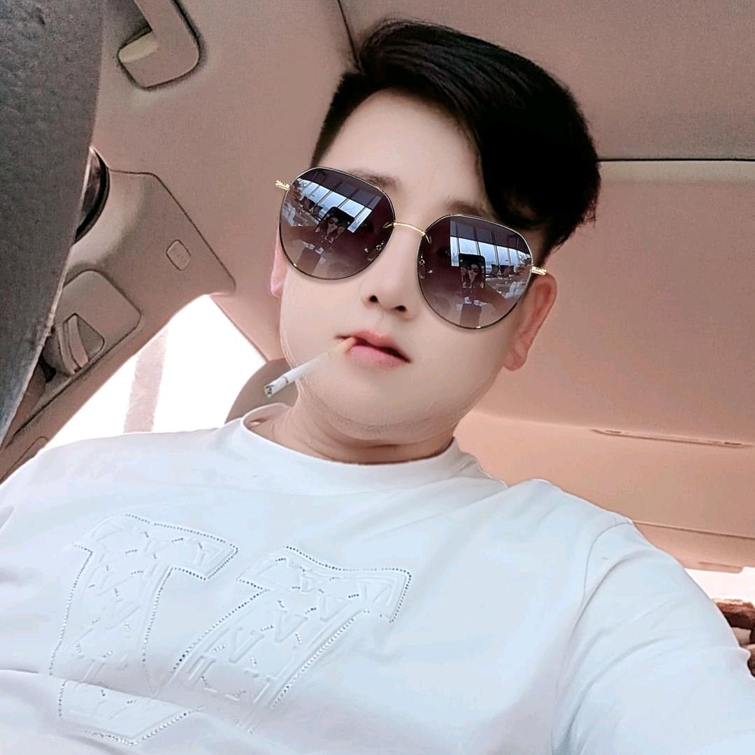 左哥