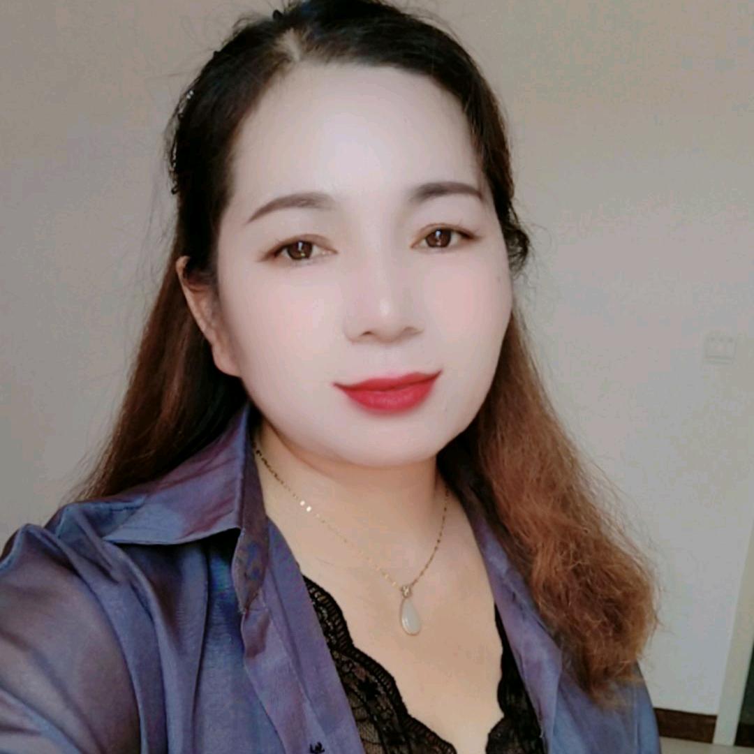 @英姐《橱窗里有好物选购》