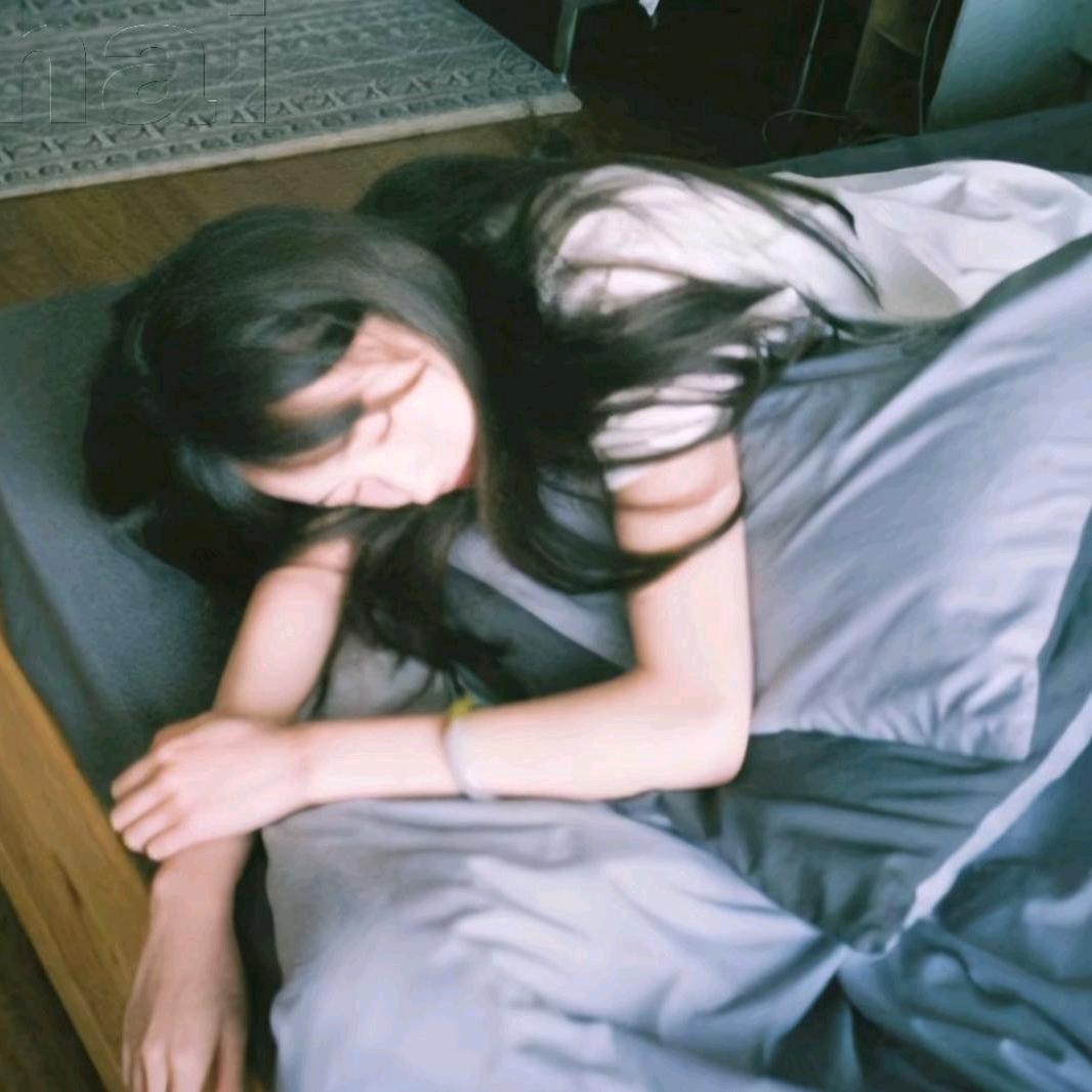 璐.