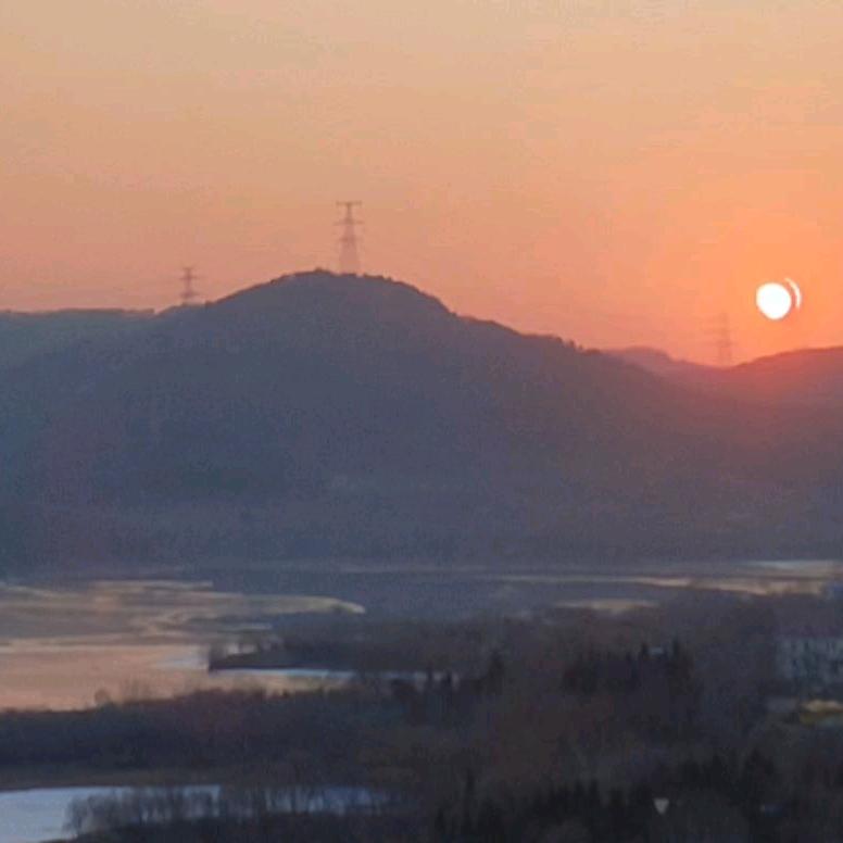 ᥫᩣ໌້ᮨ࿐ᩚ: 吥惪，