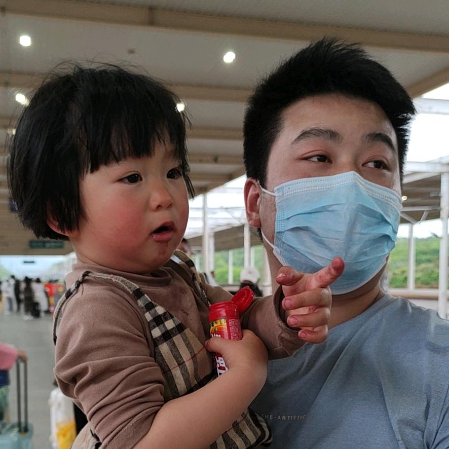 🌺沉默是金🌿