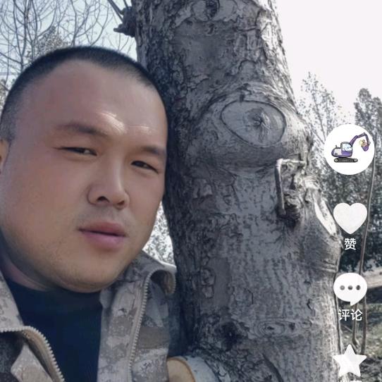 凡凡挖机铲车