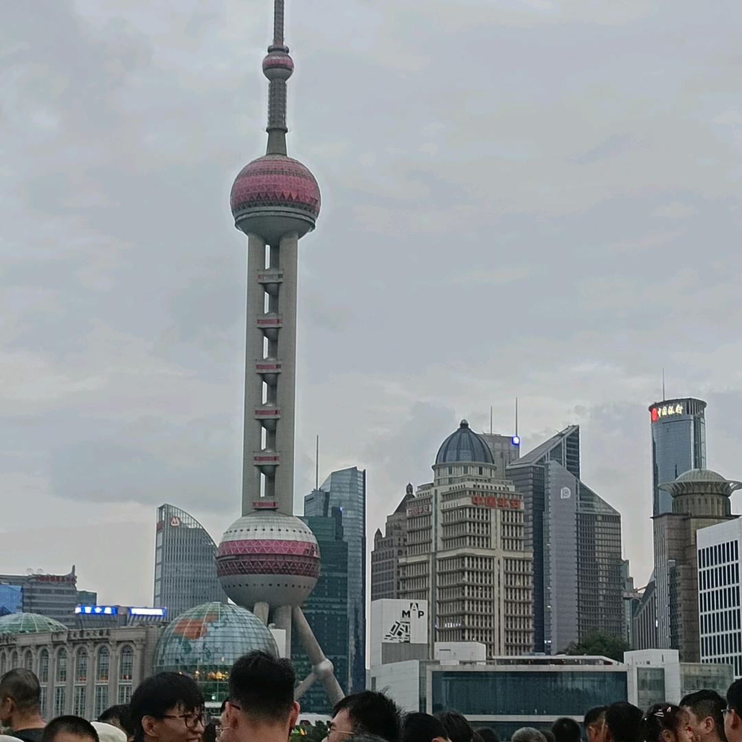 施施