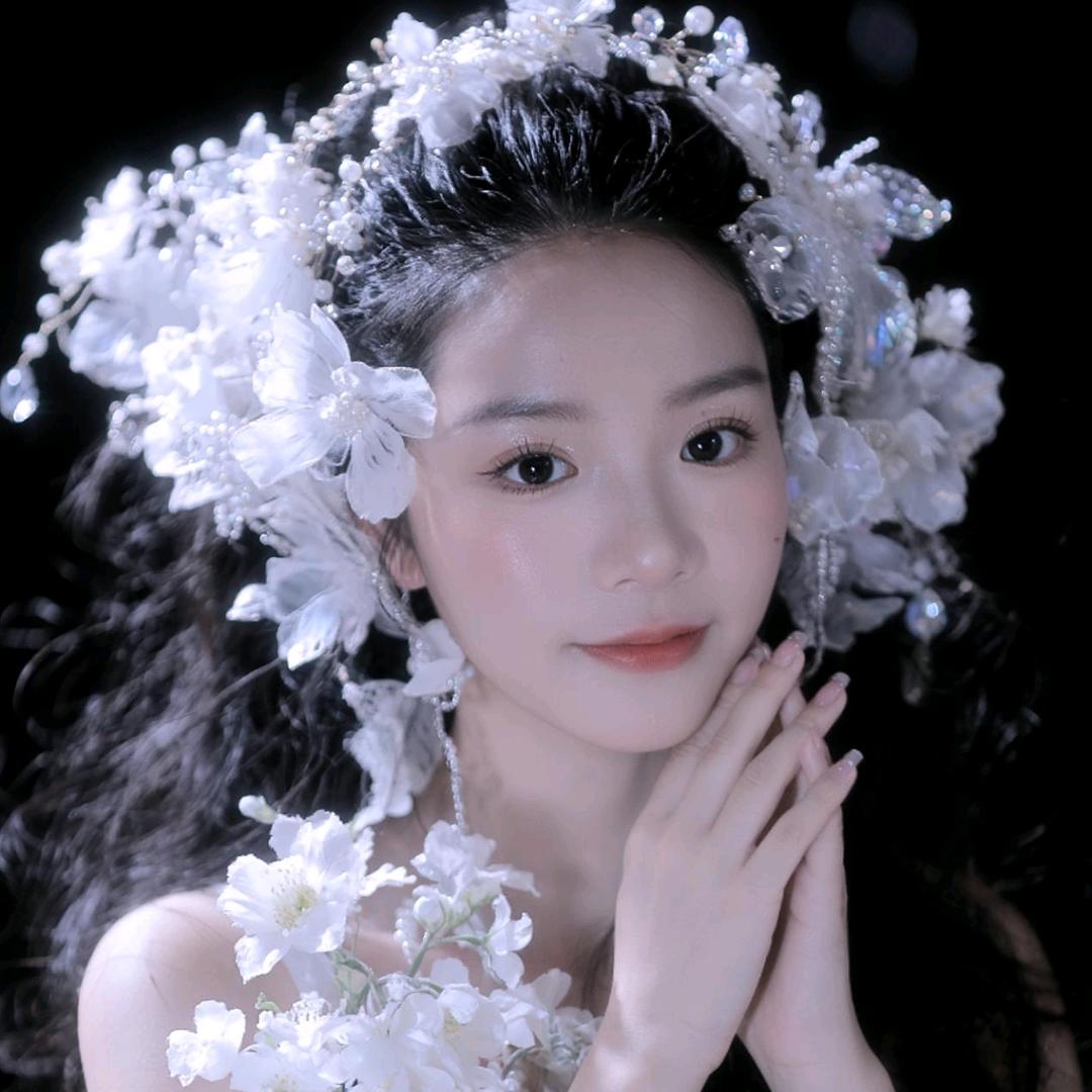 ᭥᭰H‿e᬴࿐⁵²⁰