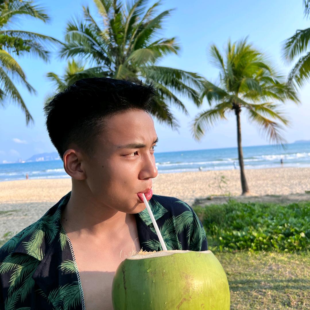焦三盏