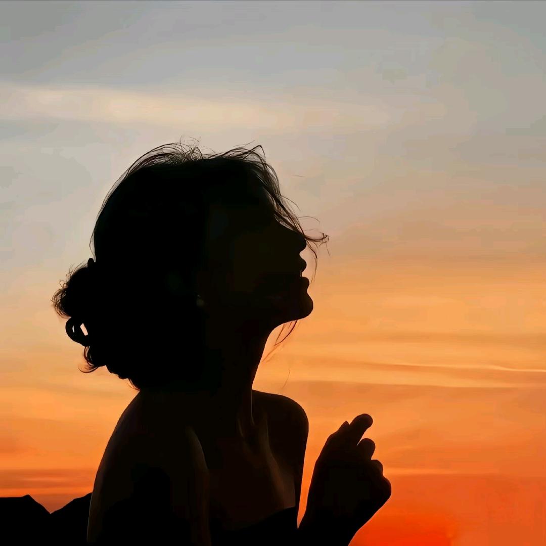 一¿川月白ઇଓ