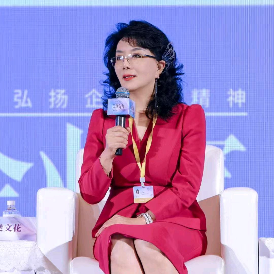 德港万达店樊文花