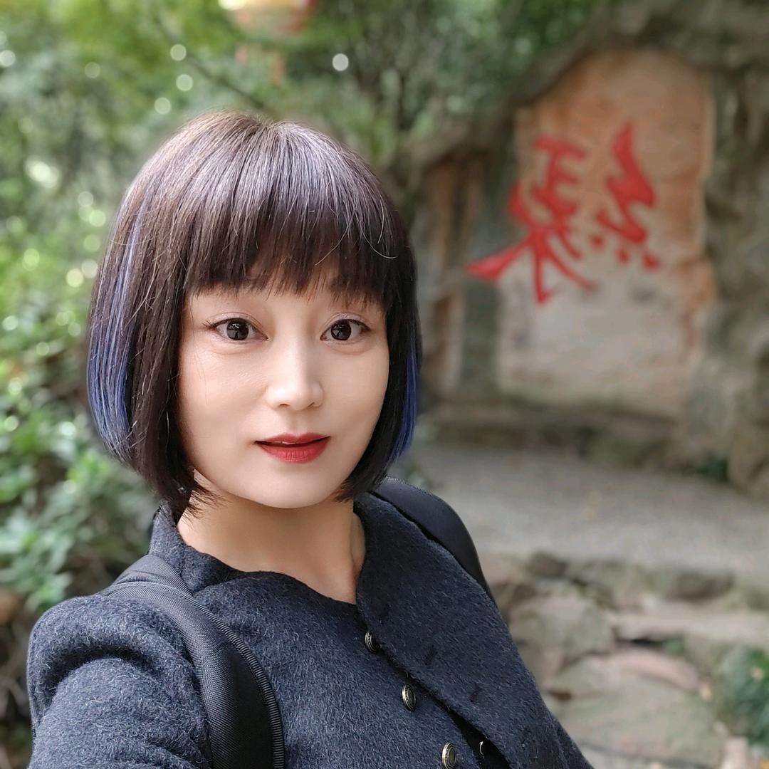 越来越好皆有所愿，不私聊！