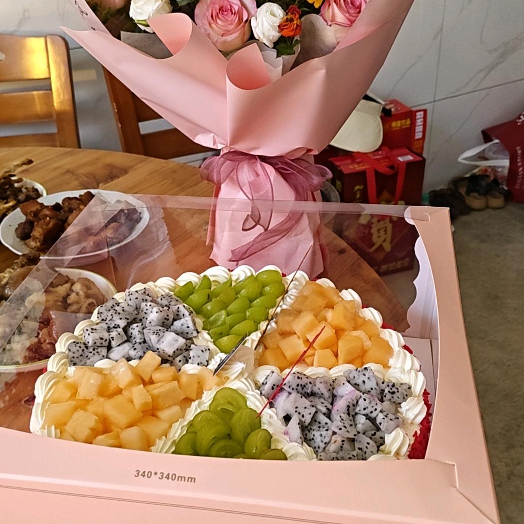 苦命的女人，丧偶。