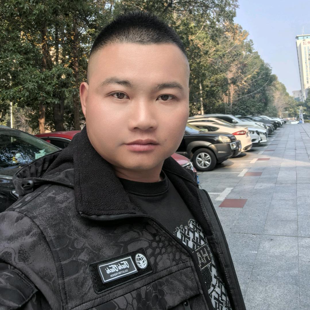 小汤爱钓鱼