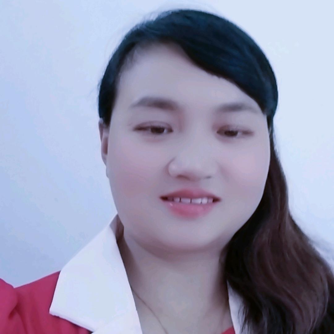 我从来不看别人的眼光过日子，看自己过