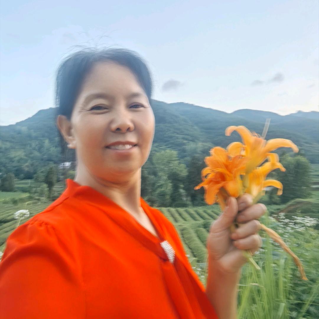 何大姐