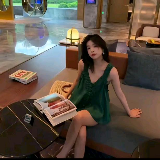 老琴私服轻奢穿搭