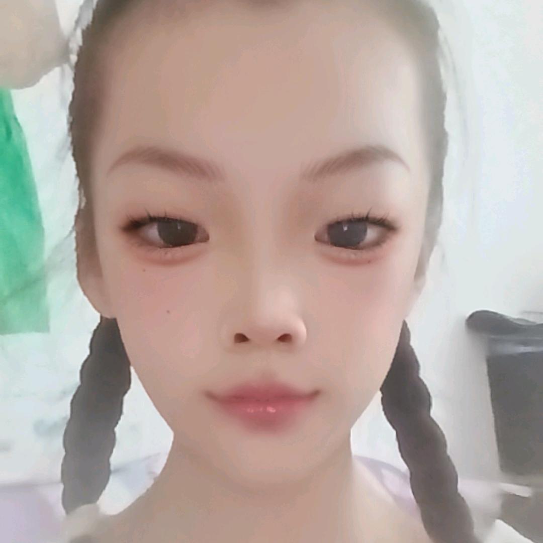 可爱到让人迷糊🥧