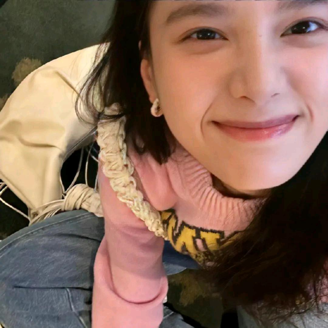 菜菜她不菜🇨🇳