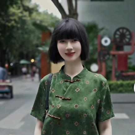 宫小妍穿搭分享