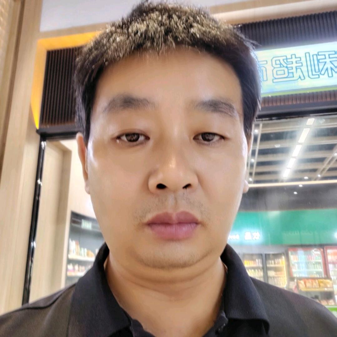阿亮