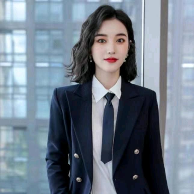 北京嘉桓国际拍卖 吕经理