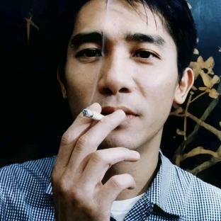 多吃蔬菜少说话.