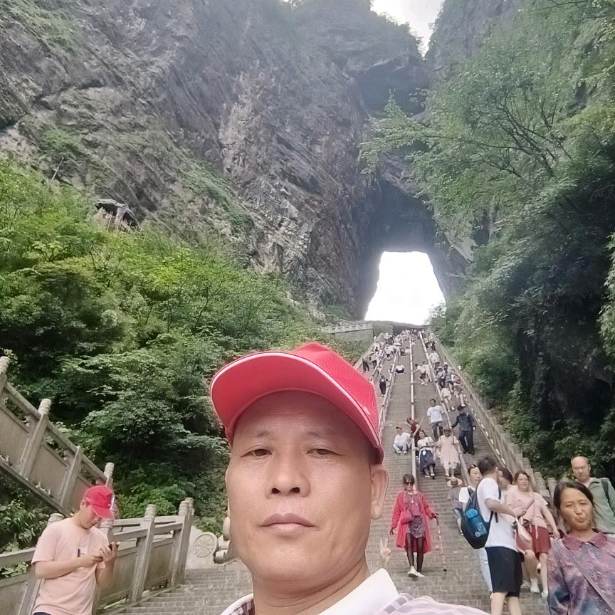 大象国际旅行社老曾