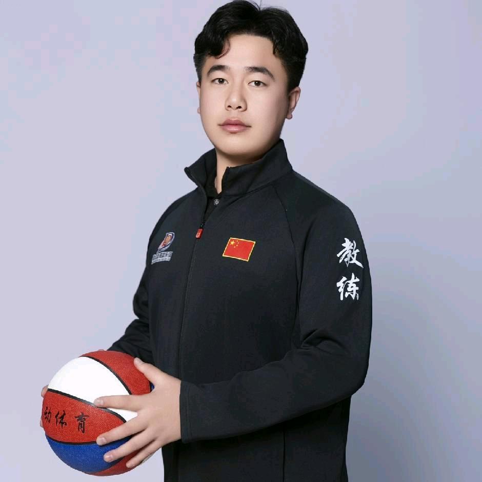 呼市旋动篮球训练基地