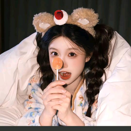 悦悦穿搭
