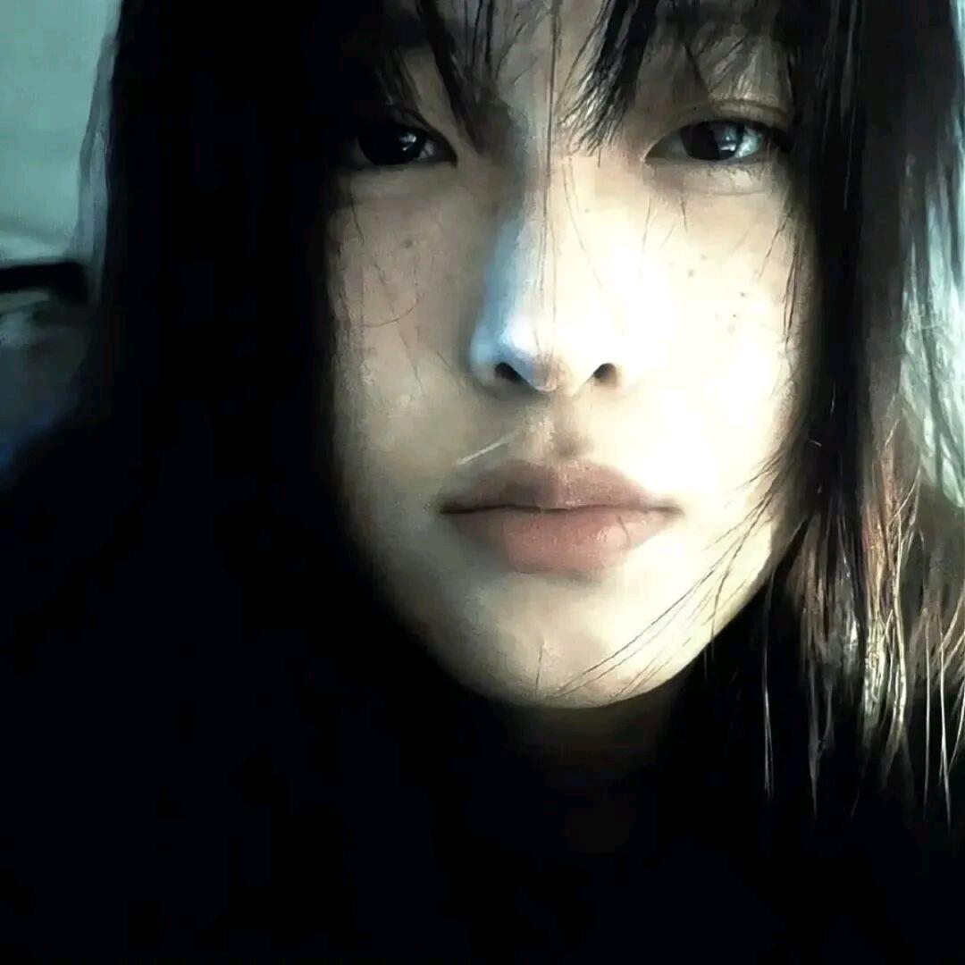 忧郁静香