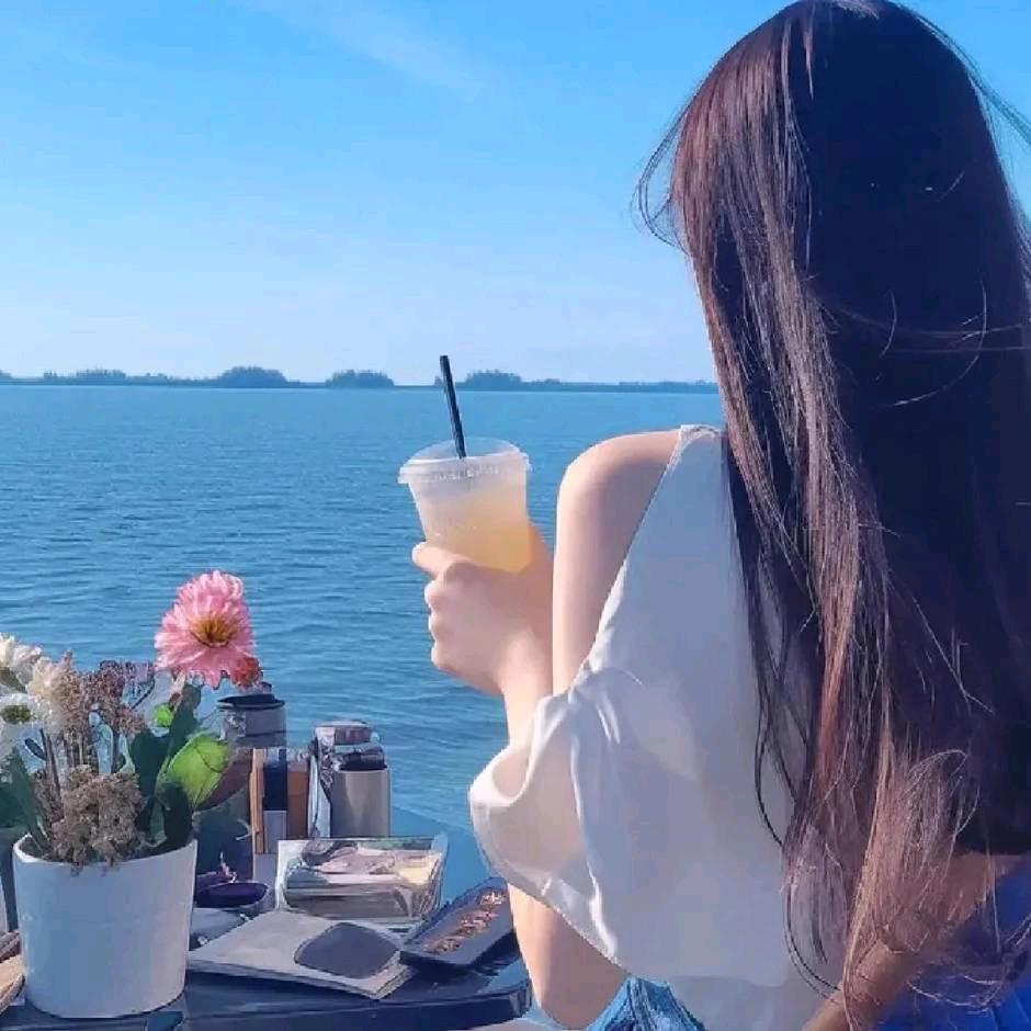 💗᭄再也回不到从前💕